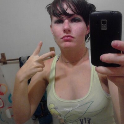 Profile Picture of Amber Harshbarger (@Akuma_Tengu) on Twitter