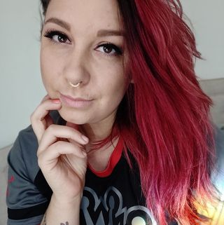Profile Picture of Ariel Maryruth Schell (@airbadare) on Facebook