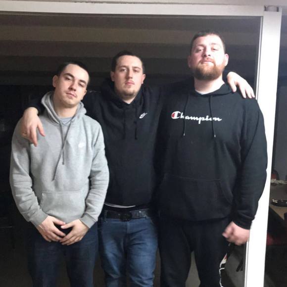 Profile Picture of Joe Moody (@cierra04103) on Poshmark