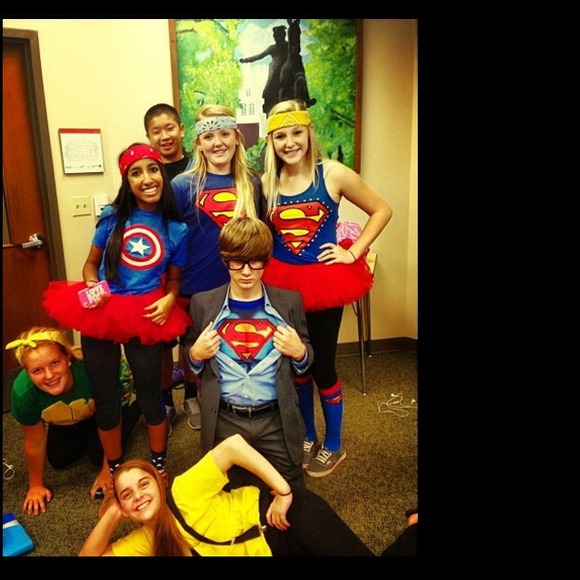 Profile Picture of Samantha Sullivan (@samantha222) on Poshmark