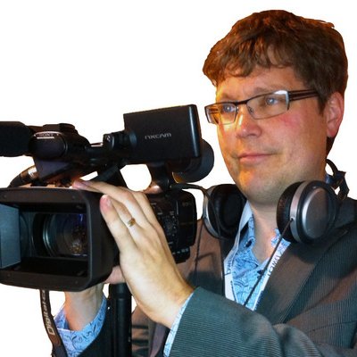 Profile Picture of Derek Johnstone (@dereksview) on Twitter