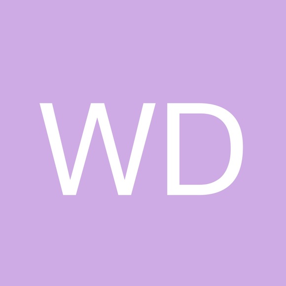 Profile Picture of Wendy Detata (@arondetata) on Poshmark