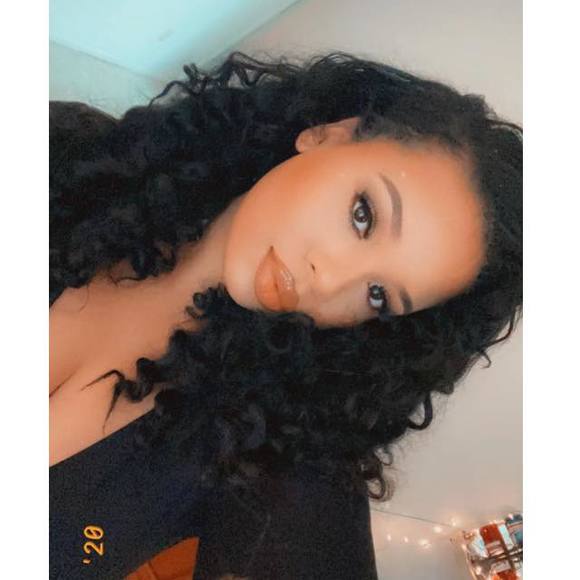 Profile Picture of Aliyah Scott (@scotta27) on Poshmark