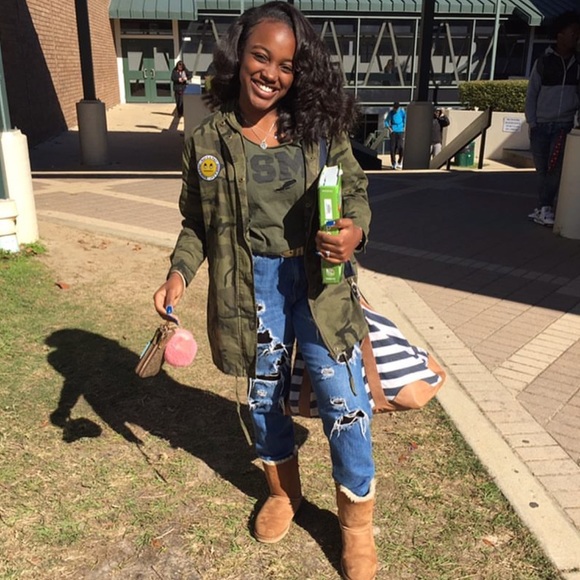 Profile Picture of Ariel Jefferson (@tenillej_) on Poshmark