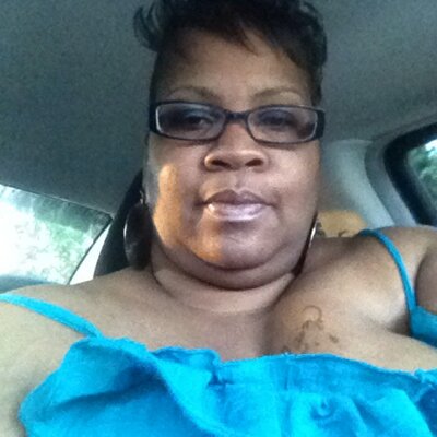 Profile Picture of Barbara Huff (@lokey42) on Twitter