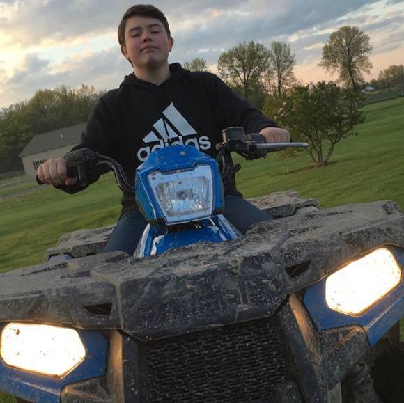 Profile Picture of Aaron Calhoun (@aaroncalh) on Poshmark