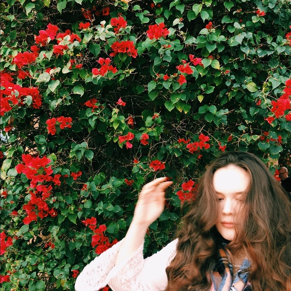 Profile Picture of Athena Rose (@athenaxrose) on Poshmark