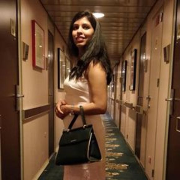 Profile Picture of Divya Kashyap (@kashdivya) on Poshmark