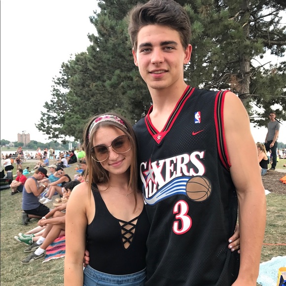 Profile Picture of Grace Paschke (@gpaschke) on Poshmark