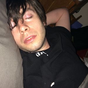 Profile Picture of Adam Nichols (@thgilforegnirb0) on Myspace