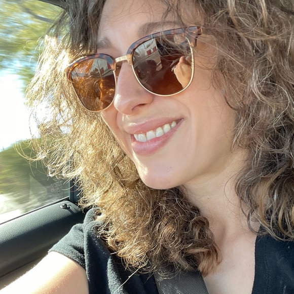 Profile Picture of Brittany Neumaier (@hardkandee) on Poshmark