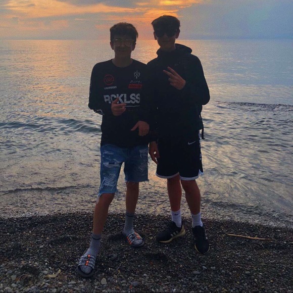 Profile Picture of John Mirabile (@john_mirabile_) on Poshmark