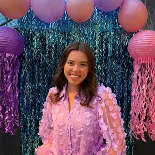 Profile Picture of ☆ 𝐿𝑎𝑢𝑟𝑎 𝐶𝑙𝑒𝑚𝑒𝑛𝑡𝑠 ☆ (@_lauraclements) on Instagram