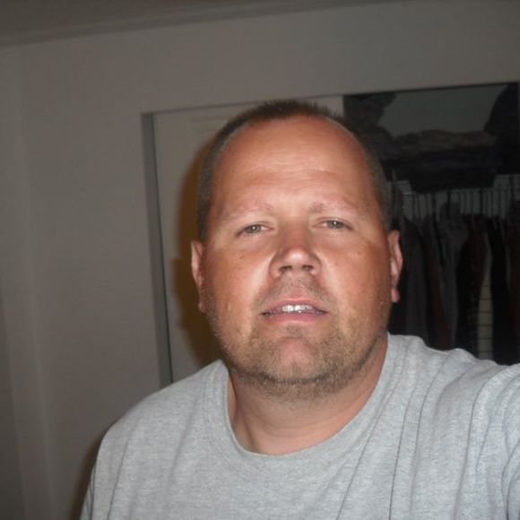 Profile Picture of Jim Whitten (@gymbos118) on Poshmark