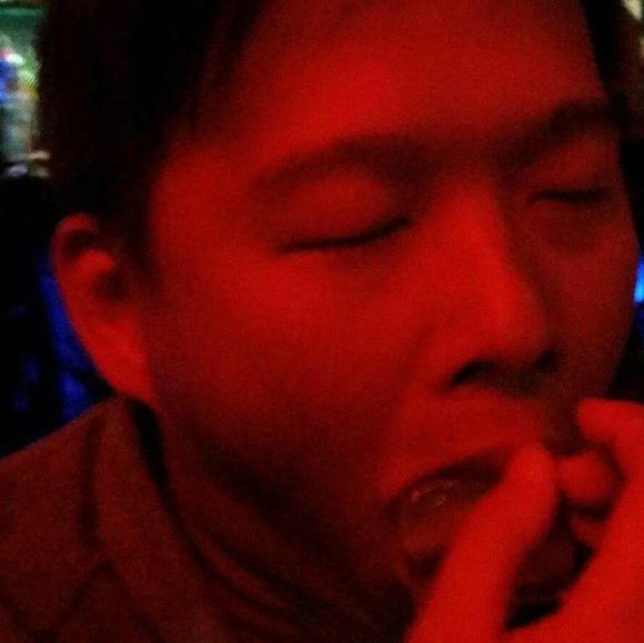 Profile Picture of Luc Hoang (@luchoang) on Poshmark