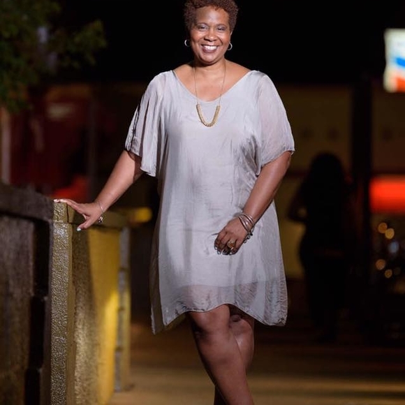 Profile Picture of Roshun Lenise (@roshungaddy) on Poshmark