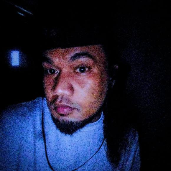 Profile Picture of Joseph Wena (@josephwena6) on Poshmark