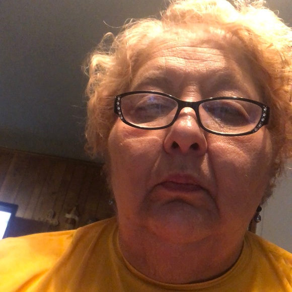 Profile Picture of Ann Pilat (@afp1150) on Poshmark