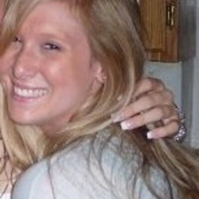 Profile Picture of Amanda Makowski (@a_makowski) on Twitter