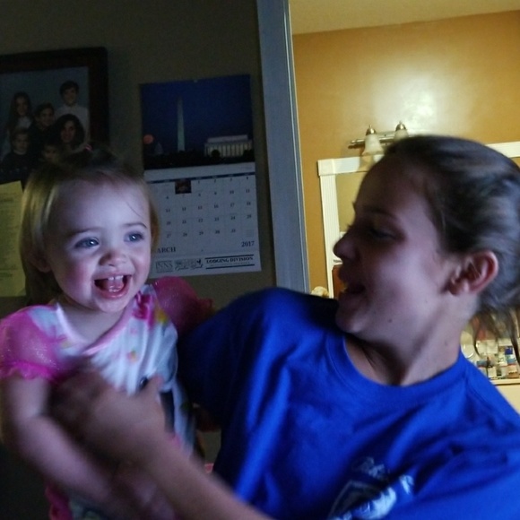 Profile Picture of Juliana Cameron (@julianacameron) on Poshmark