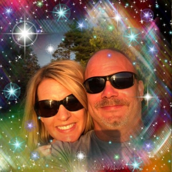 Profile Picture of Lori Impellizzeri (@lorilynimp) on Poshmark