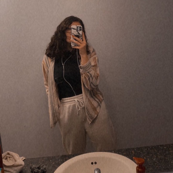 Profile Picture of Tabitha Bright (@tabbybright) on Poshmark