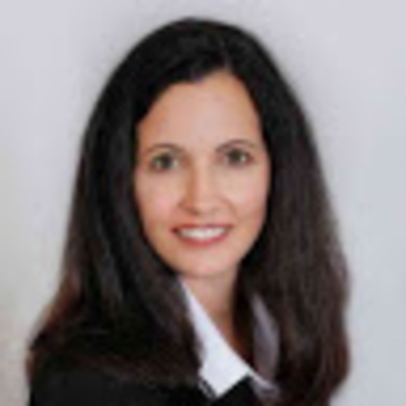 Profile Picture of Deanna Poppenberger (@deannap3270) on Poshmark