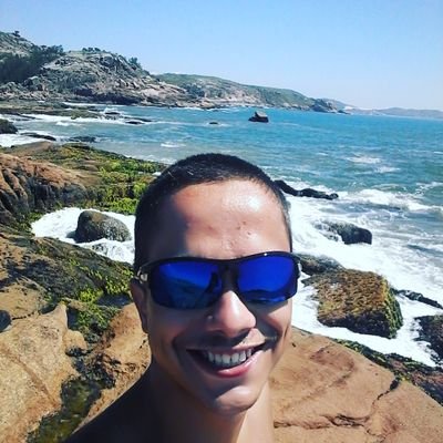 Profile Picture of Max Elias (@Maxelias17Me) on Twitter