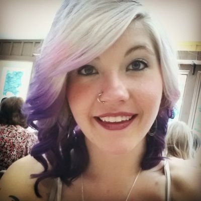 Profile Picture of Sarah Devine (@SGInWonderland5) on Twitter