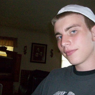 Profile Picture of Nick Streeter (@Swagger1001) on Twitter