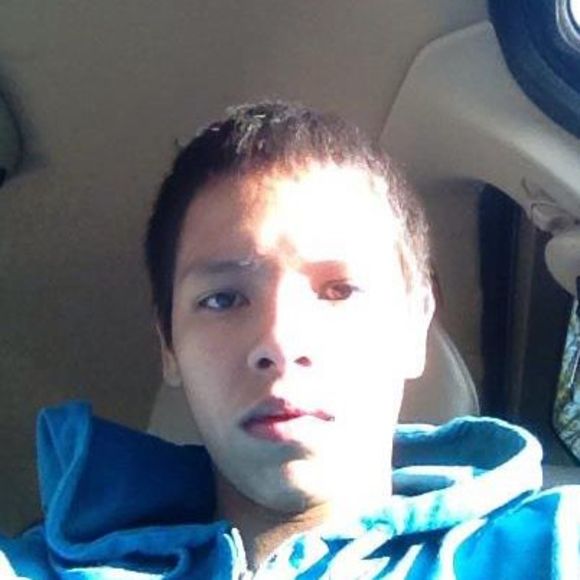 Profile Picture of Erik Serrano (@erikserrano) on Poshmark