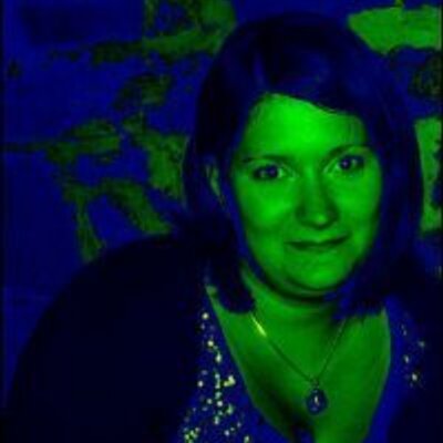 Profile Picture of Michelle Moloney (@boozelerooze) on Twitter