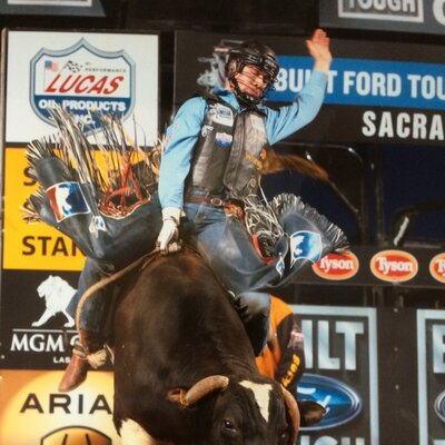 Profile Picture of Zane Lambert (@thezanelambert) on Twitter