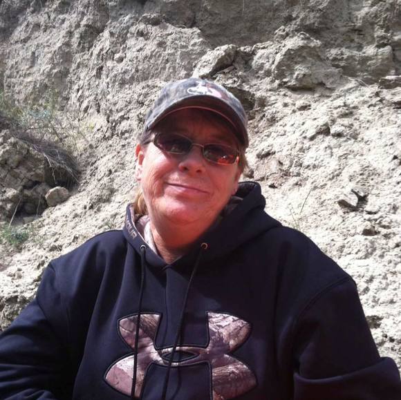 Profile Picture of Wanda Leonard sharp (@wandaleonard755) on Poshmark