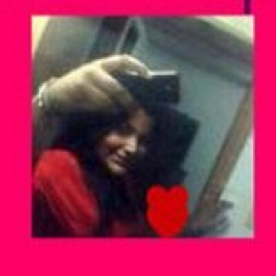 Profile Picture of Andrea Piña Caldera (@AndreaGenoveSse) on Twitter