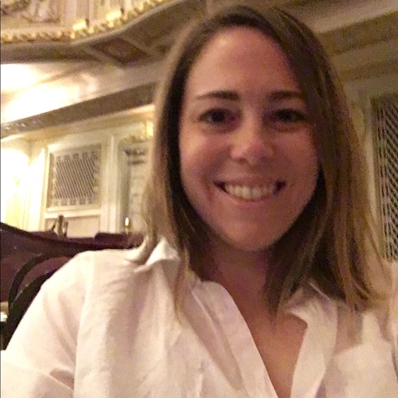 Profile Picture of Kathryn Wozny (@woznyk2) on Poshmark