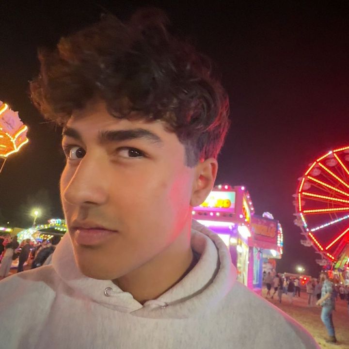 Profile Picture of matthew (@matthewmacaroni) on Tiktok