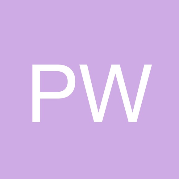 Profile Picture of Pei Wu (@powwowwu) on Poshmark