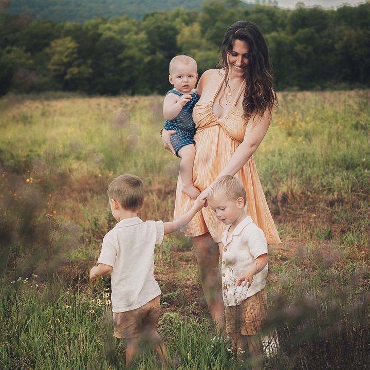 Profile Picture of arielweissgerber (@arieldamon) on Tiktok