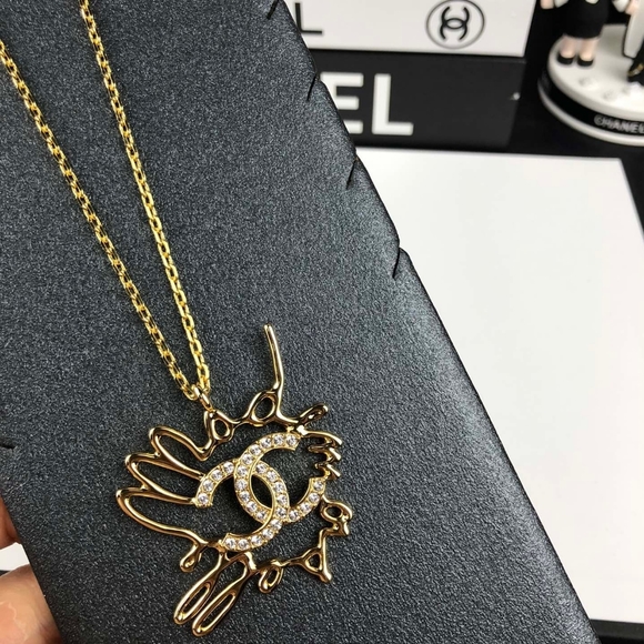 Profile Picture of Gregry Funk (@funk8795) on Poshmark