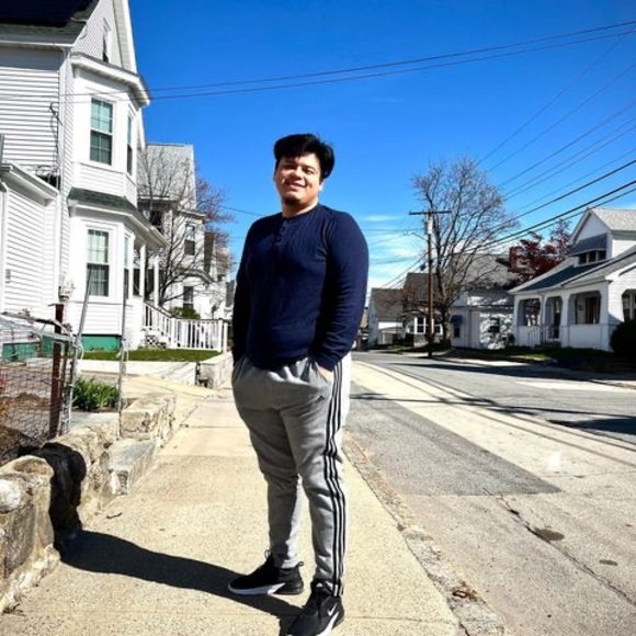 Profile Picture of Jonathan Palma (@palmapalmayo) on Poshmark