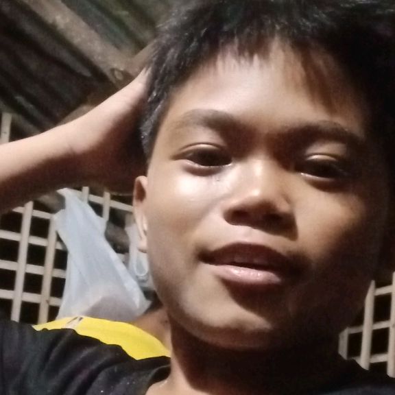 Profile Picture of Andrew suaring (@andrew.suaring) on Tiktok
