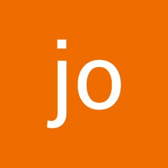 Profile Picture of Jo Grimm (@jogrimmjo) on Poshmark