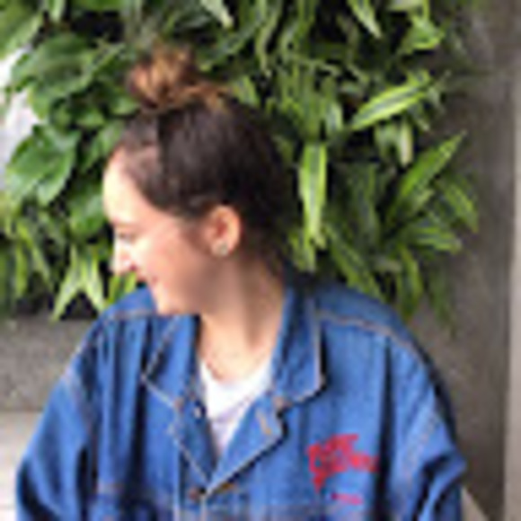 Profile Picture of Bella Buobpanda (@buobpanda) on Poshmark