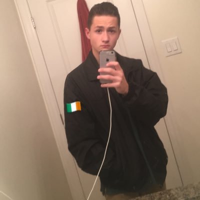 Profile Picture of Joshua Belleville (@JoshuaBellevil2) on Twitter