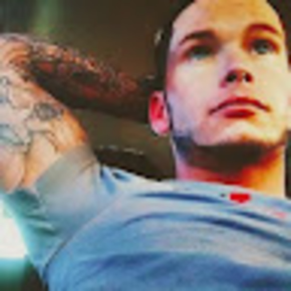 Profile Picture of Simon Osborne (@simonsez69) on Poshmark