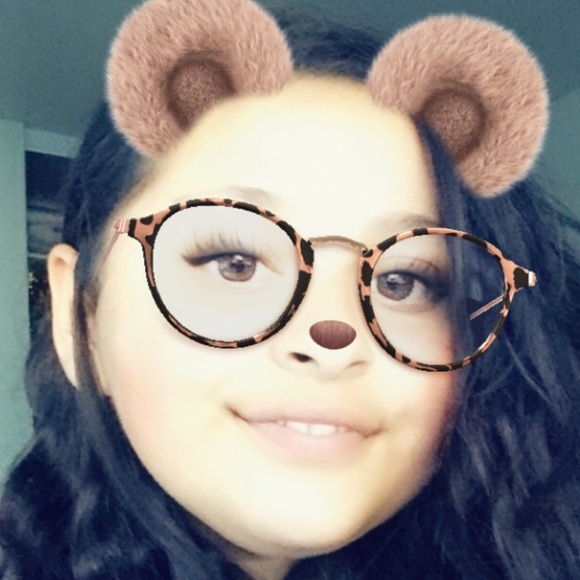 Profile Picture of Cassandra Thorson (@therealestcass_) on Poshmark