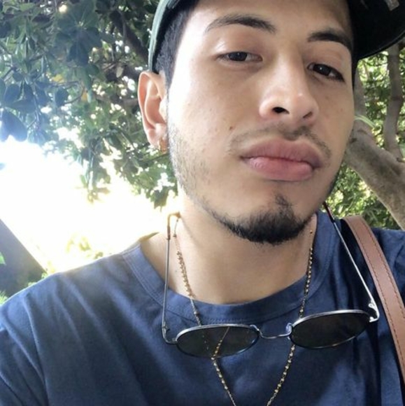 Profile Picture of David Lopez (@theparcero420) on Poshmark