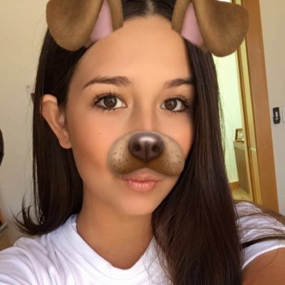 Profile Picture of Daniela Barba (@danielabarbaa) on Twitter