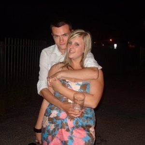Profile Picture of Laura Dunphy (@lauradunphy) on Myspace